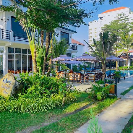 Sea Breeze Resort Σίχανουκβιλ Εξωτερικό φωτογραφία